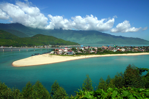 CRUCEROS CHAN MAY VIETNAM CRUCEROS DA NANG CRUCEROS HUE CRUCEROS ASIA CRUCEROS ORIENTE CRUCEROS INDOCHINA CRUCEROS ASIA CRUISES CREUERS ASIA #CrucerosAsia #Cruceros Oriente